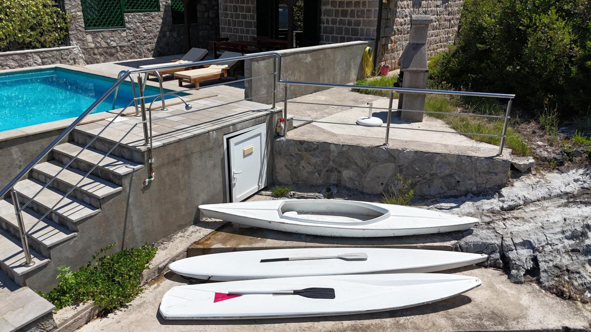 Apartments Kovinic Tivat Bagian luar foto